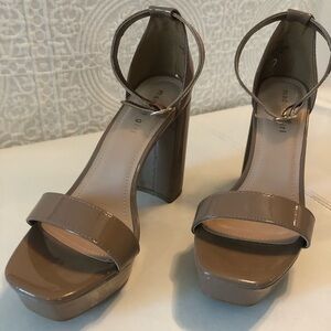 Madden Girl ankle strap platform shoes sz 8.5